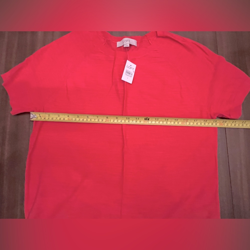 Loft coral pink tee shirt sweater size L